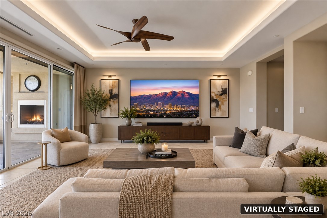 9207 Tesoras Drive 401