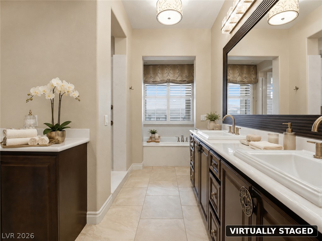 9207 Tesoras Drive 401