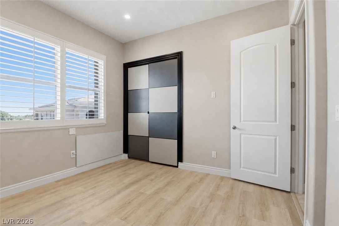 9207 Tesoras Drive 401