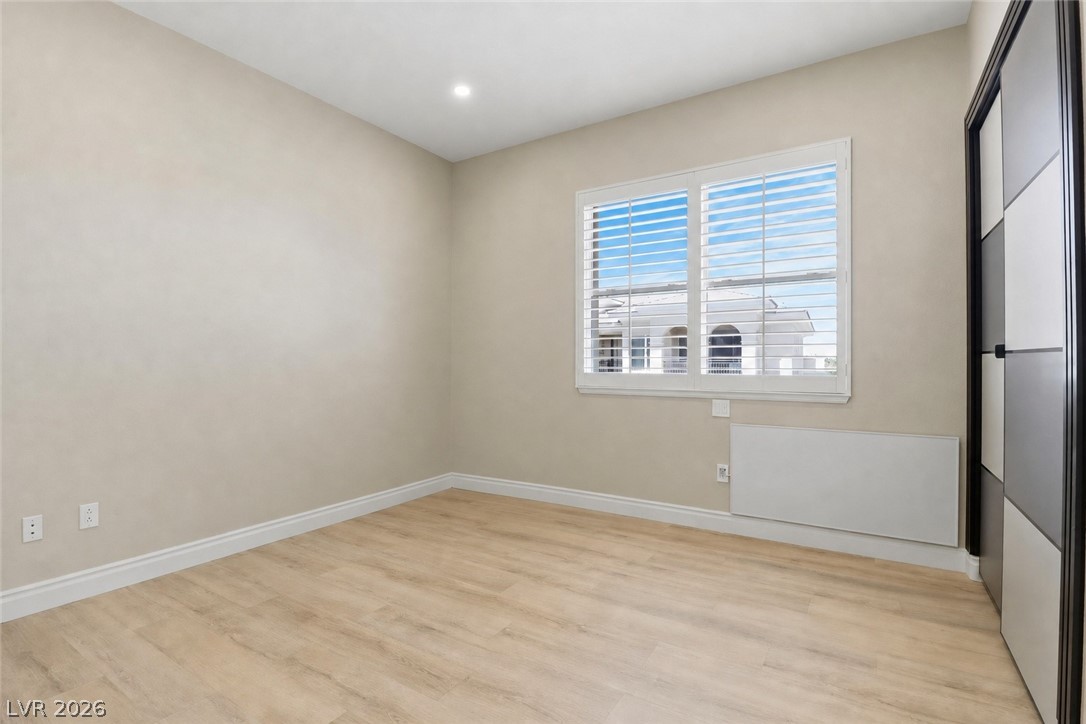 9207 Tesoras Drive 401