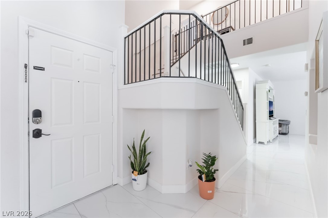 107 Zenith Point Avenue