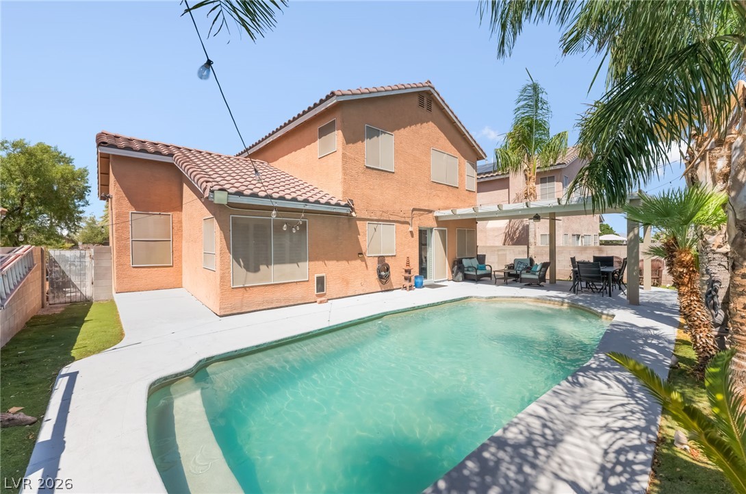 107 Zenith Point Avenue