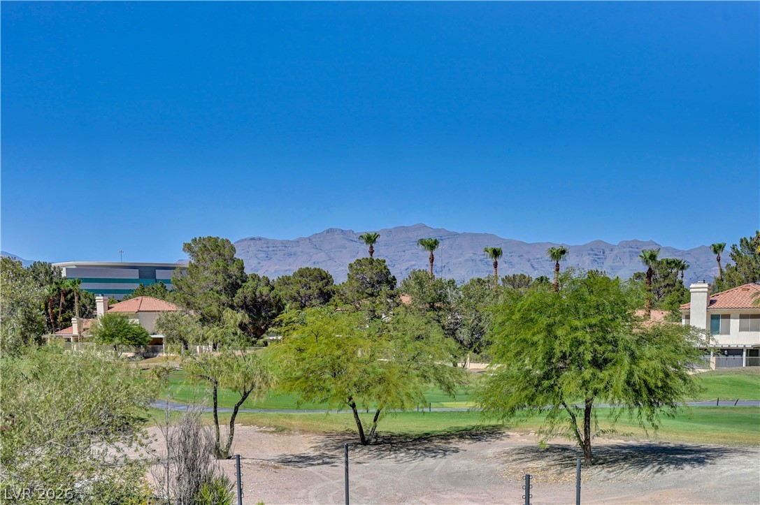 5260 Drifting Dunes Drive