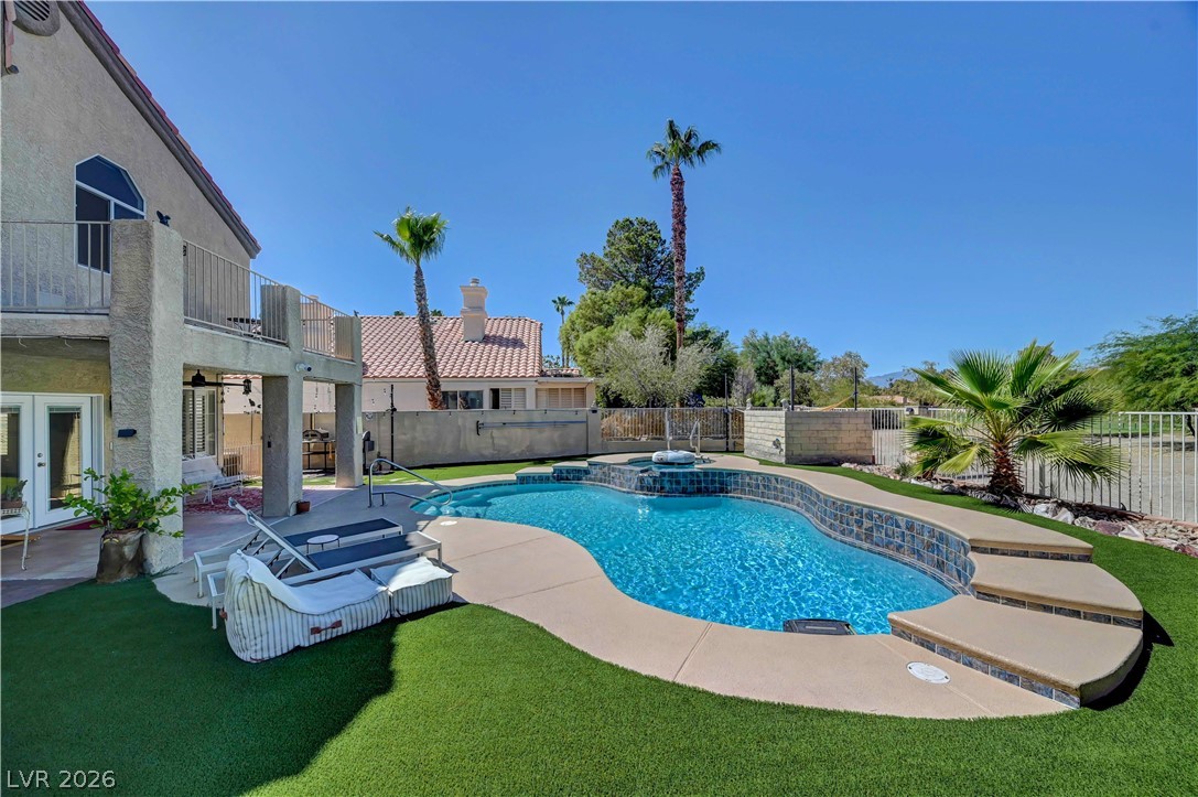5260 Drifting Dunes Drive