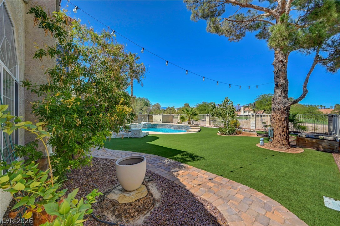 5260 Drifting Dunes Drive