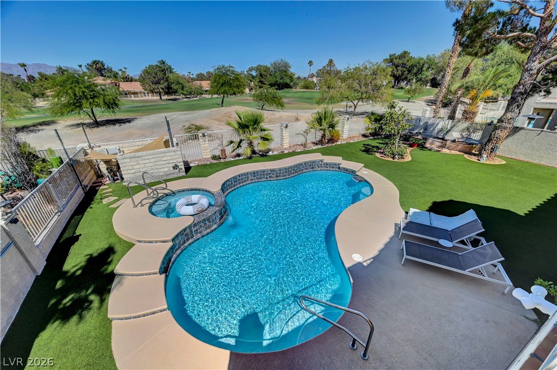 5260 Drifting Dunes Drive