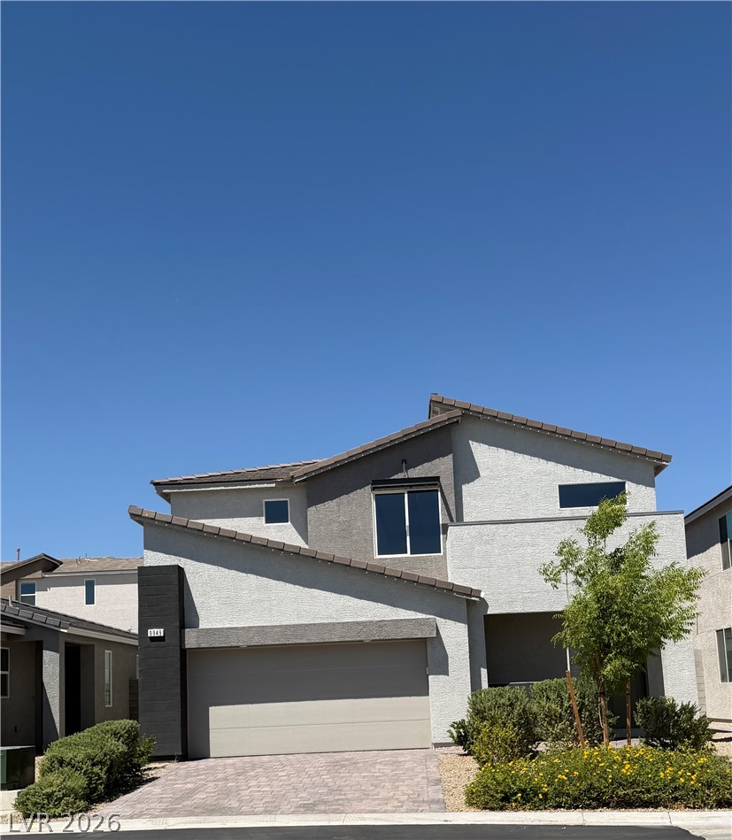 9949 Locking Biner Avenue