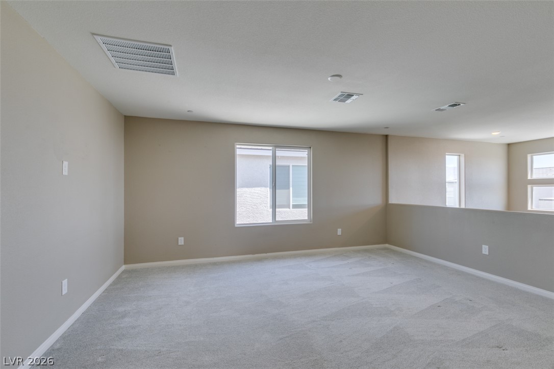9949 Locking Biner Avenue