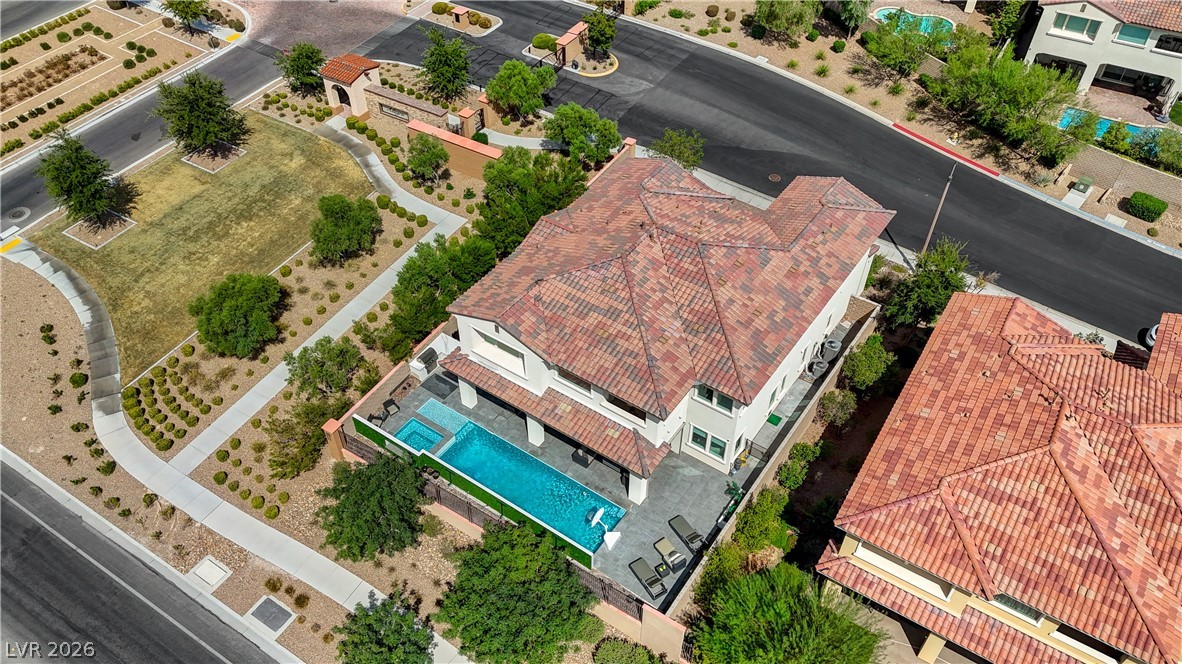 260 Tarragona Breeze Avenue