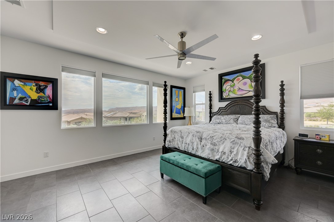 260 Tarragona Breeze Avenue