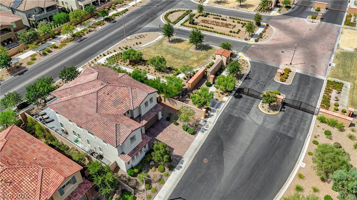260 Tarragona Breeze Avenue