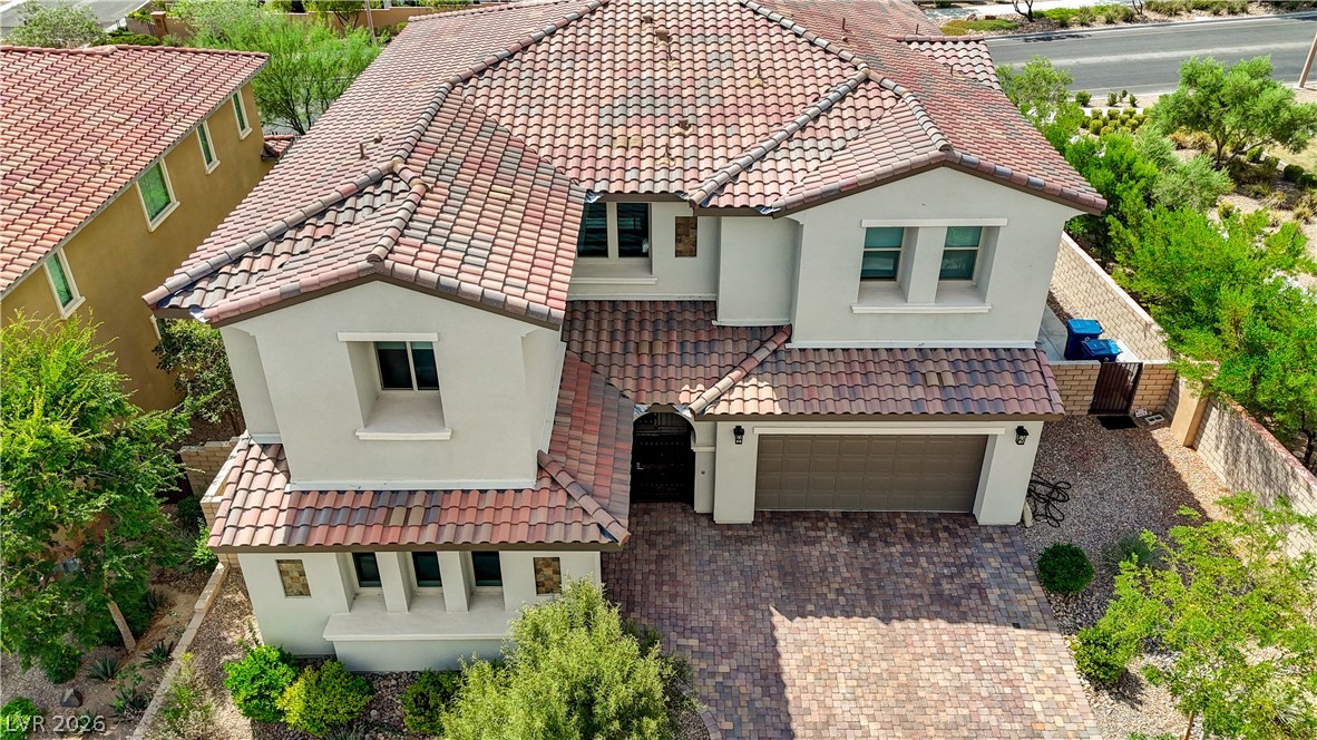 260 Tarragona Breeze Avenue