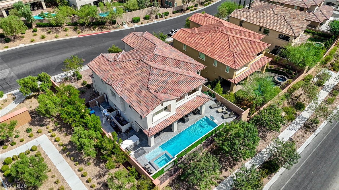 260 Tarragona Breeze Avenue
