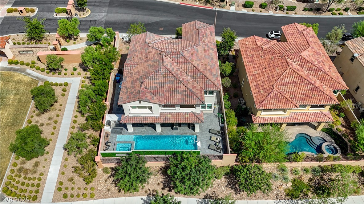 260 Tarragona Breeze Avenue