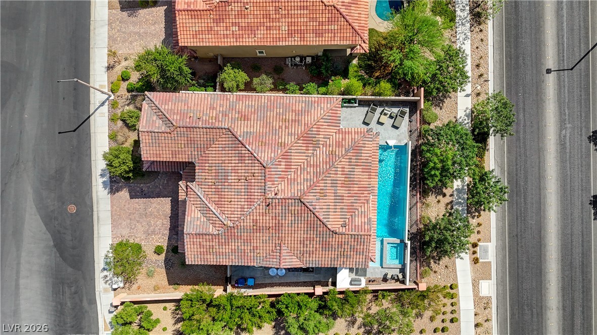 260 Tarragona Breeze Avenue