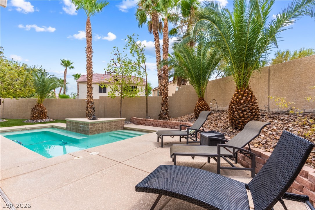 435 Manderley Court