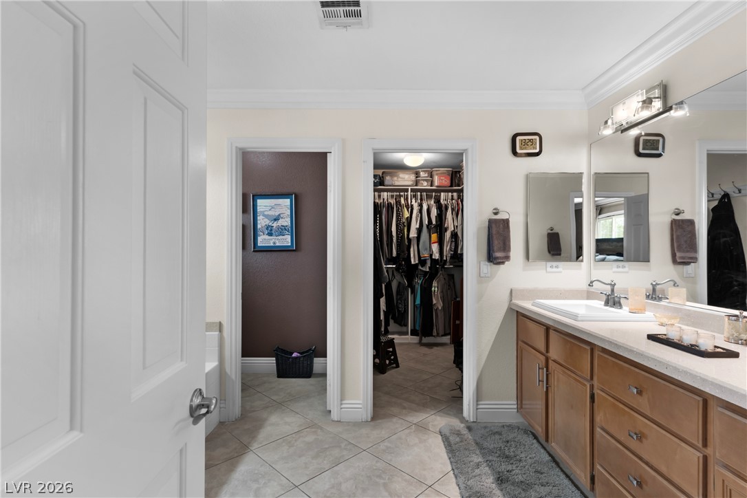 435 Manderley Court
