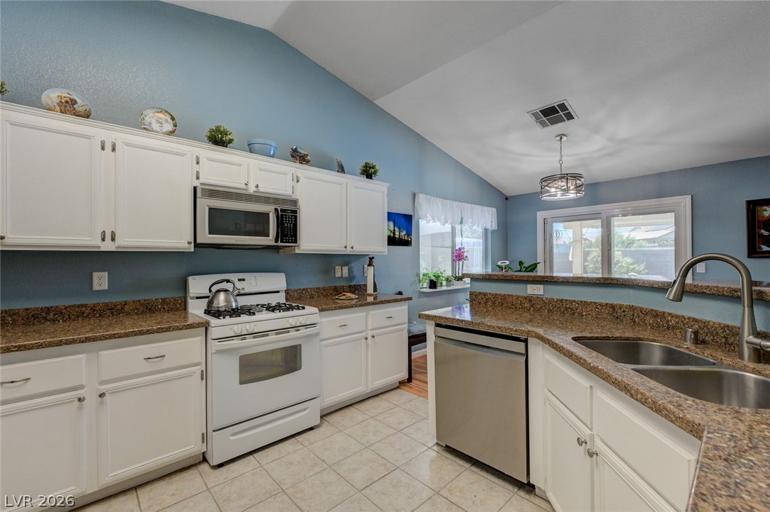 1101 Hutch Court