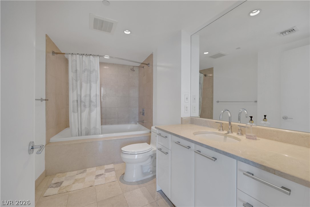 322 Karen Avenue 1604