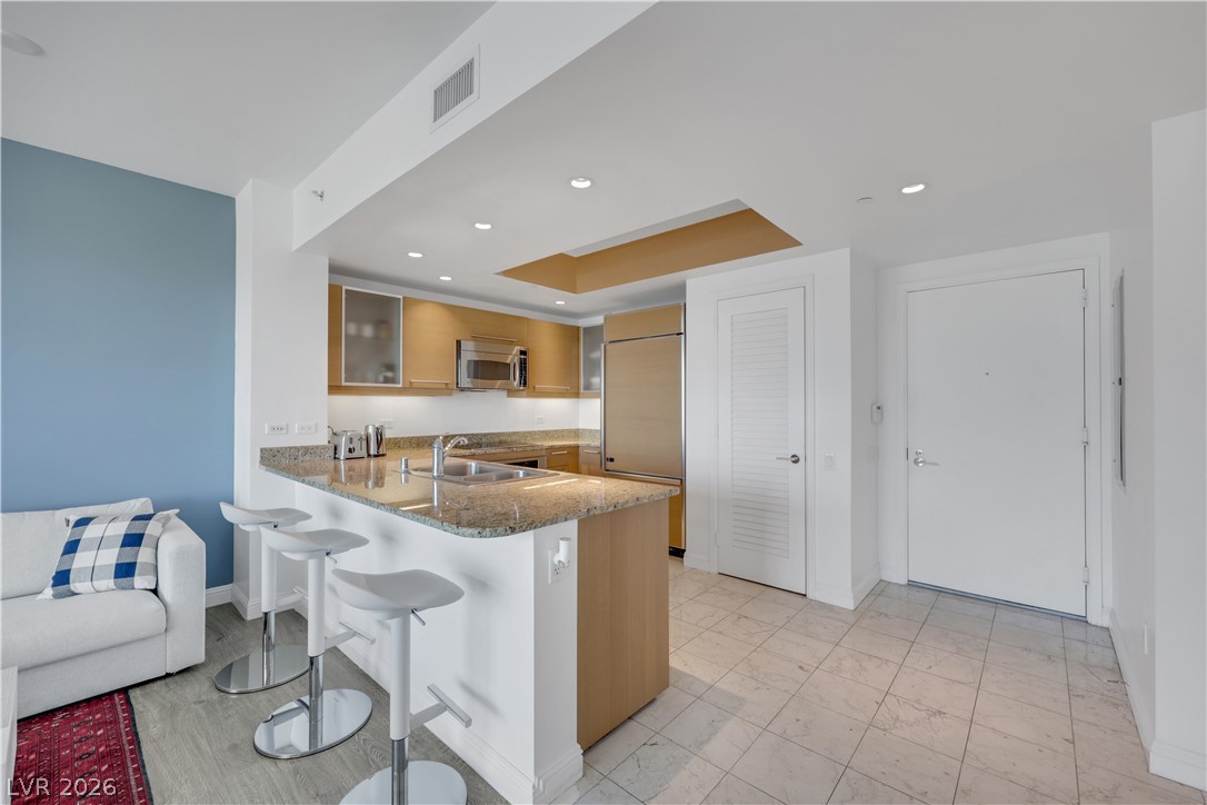 322 Karen Avenue 1604