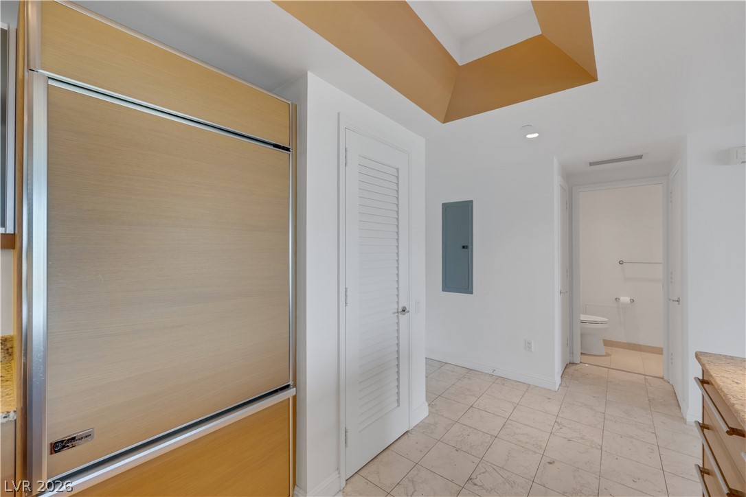 322 Karen Avenue 1604