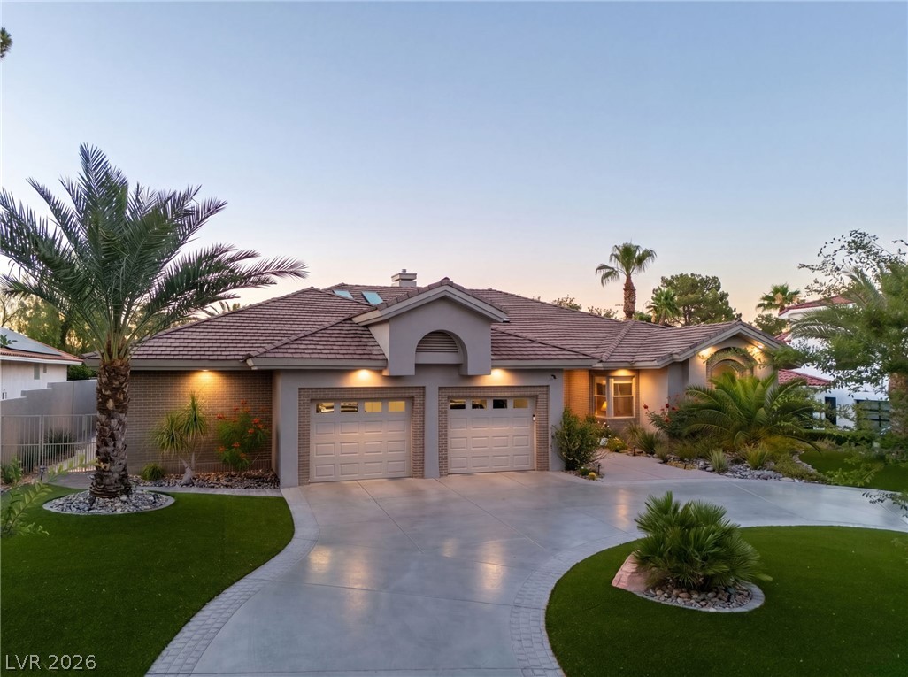 2227 Versailles Court
