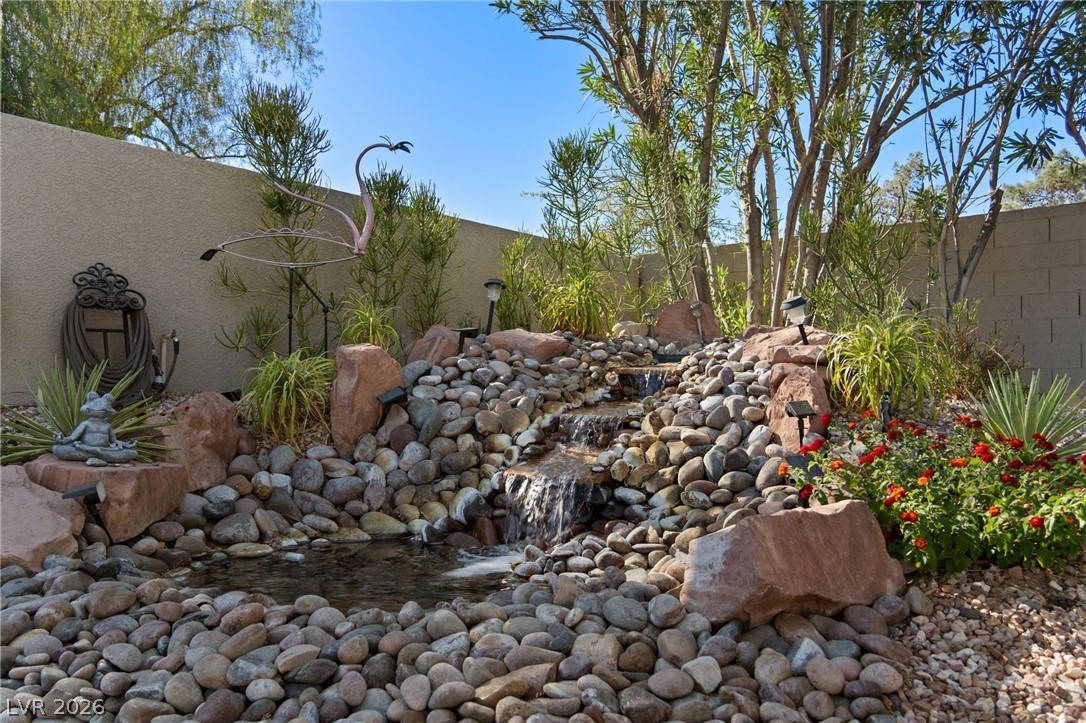 2227 Versailles Court
