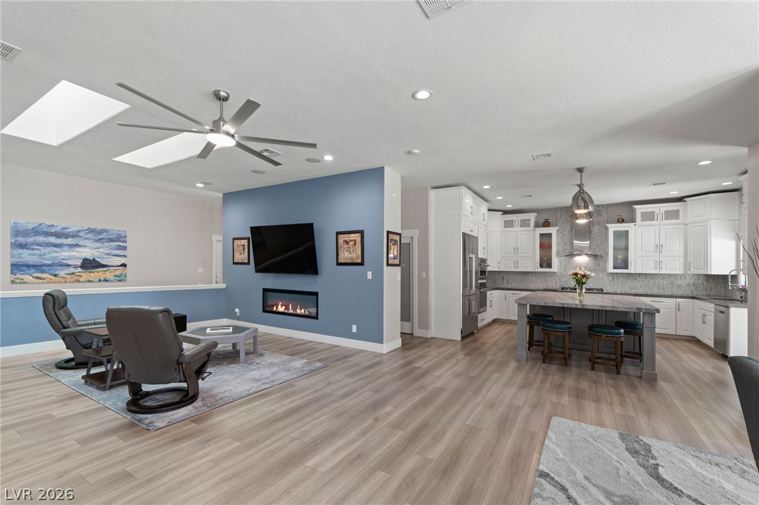 2227 Versailles Court