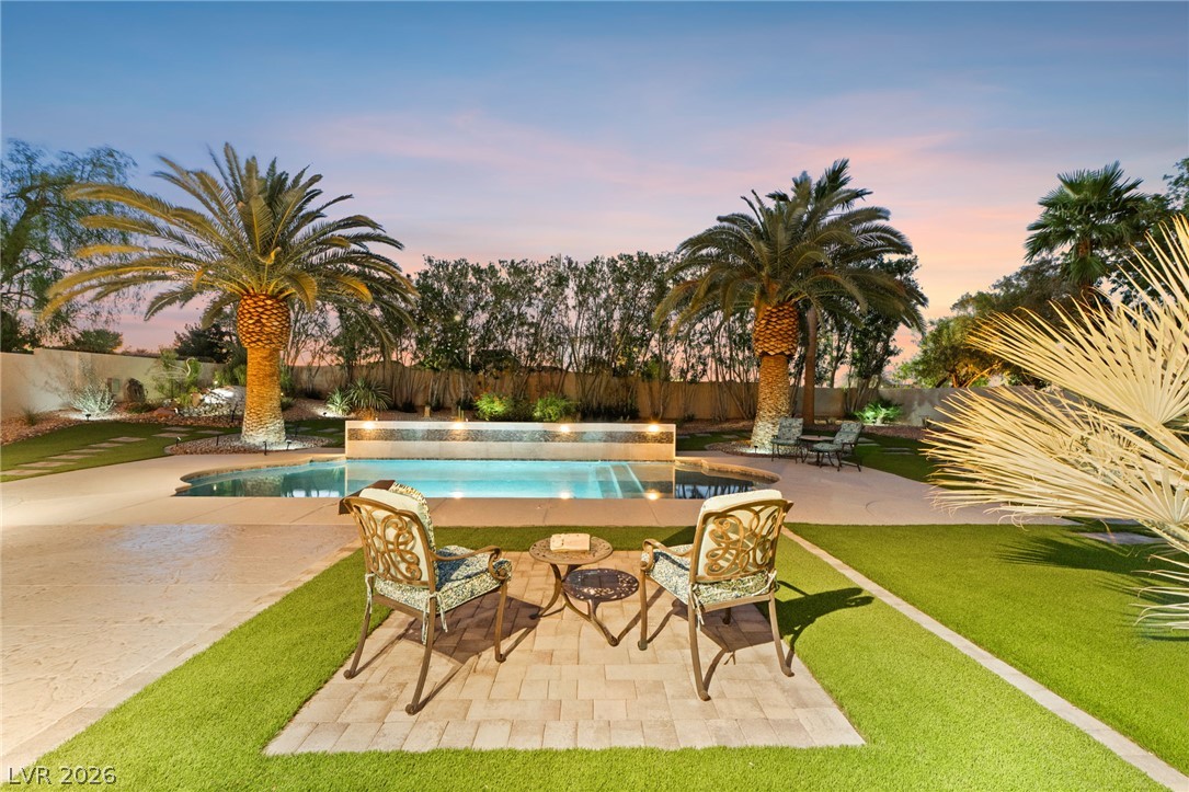 2227 Versailles Court