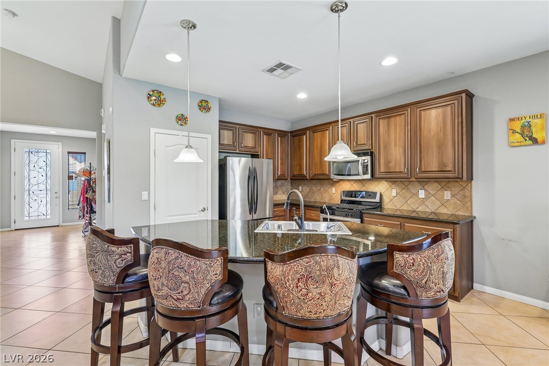 3736 Jasmine Heights Avenue