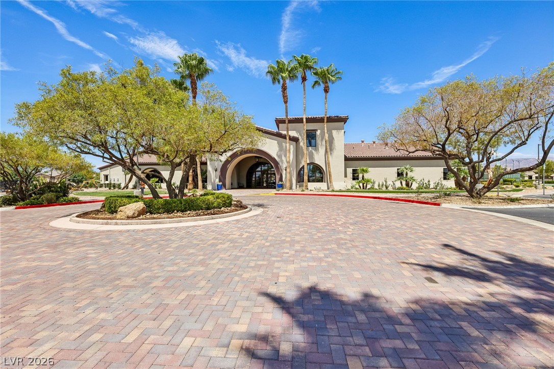 3736 Jasmine Heights Avenue