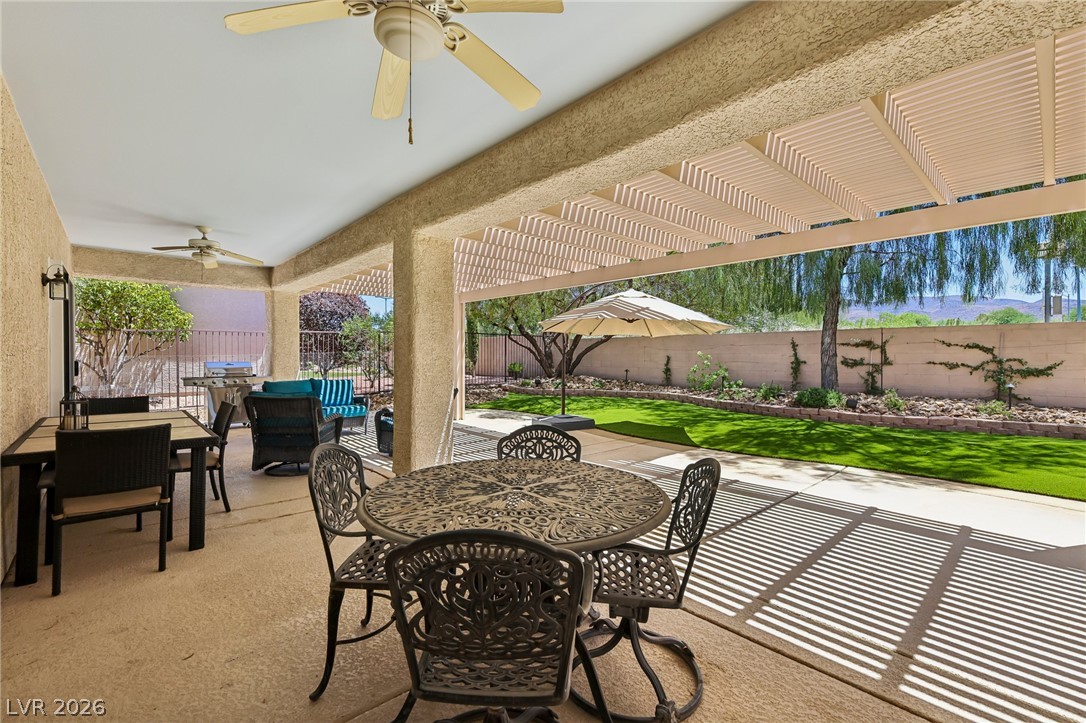 2559 Deora Way