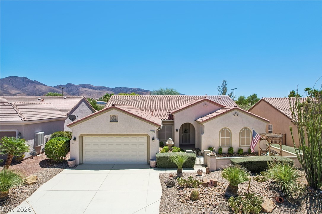 2559 Deora Way