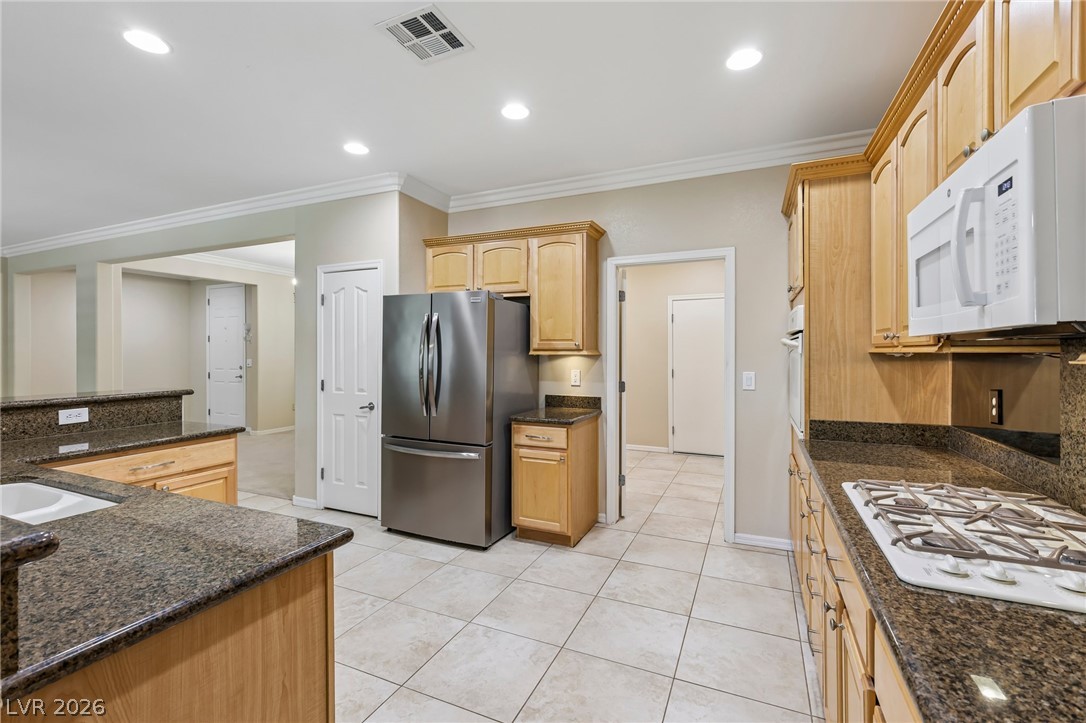 2559 Deora Way