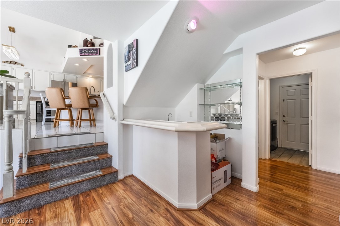 2835 Via Terra Street