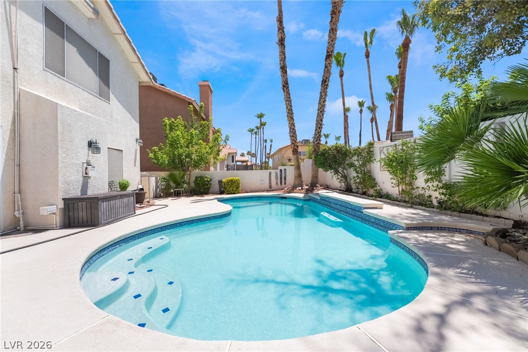 2835 Via Terra Street