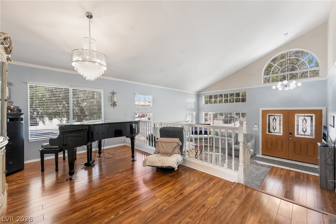 2835 Via Terra Street