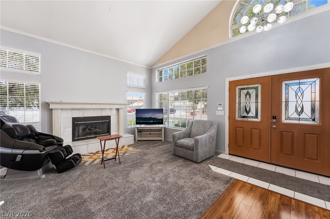 2835 Via Terra Street