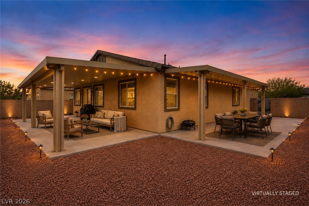 2185 Rio Rancho Pointe Place