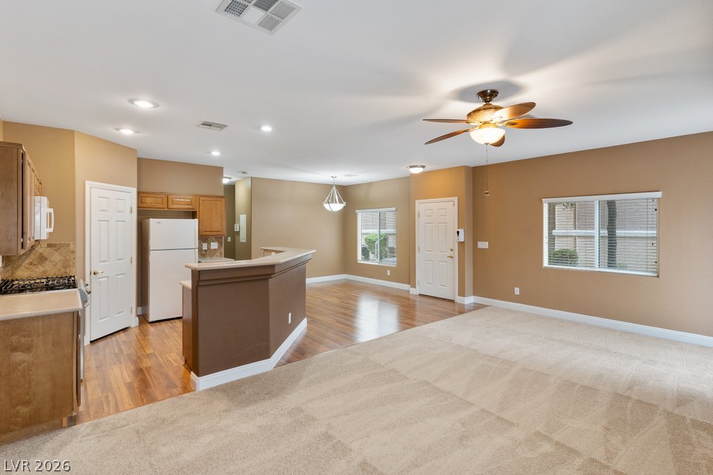 8710 Horizon Wind Avenue 103