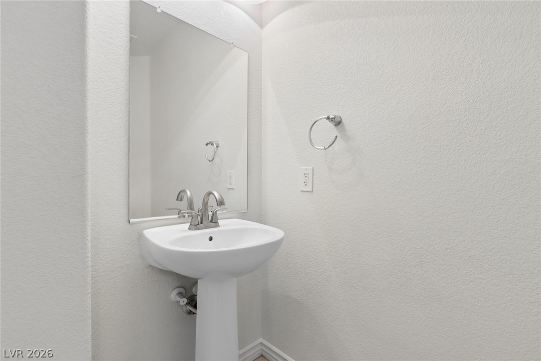 9719 Aleutian Street