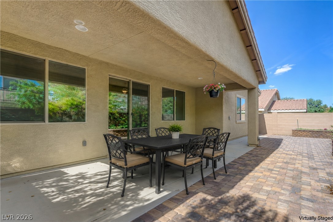 1637 Blue Cliffs Avenue