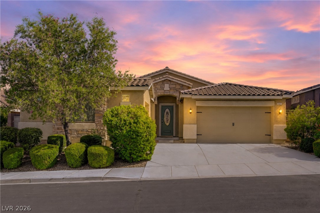 1637 Blue Cliffs Avenue