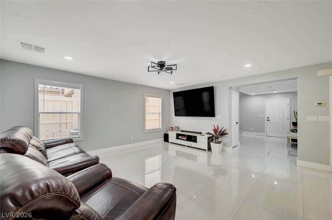 3212 Jevonda Avenue