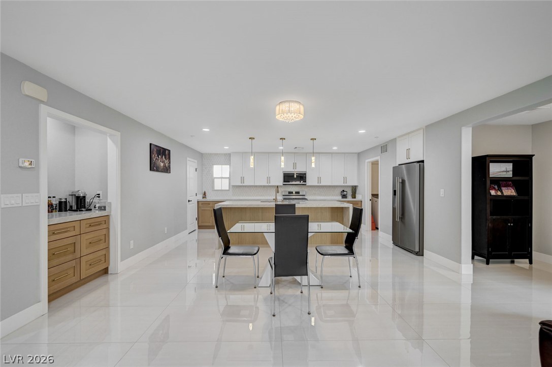 3212 Jevonda Avenue