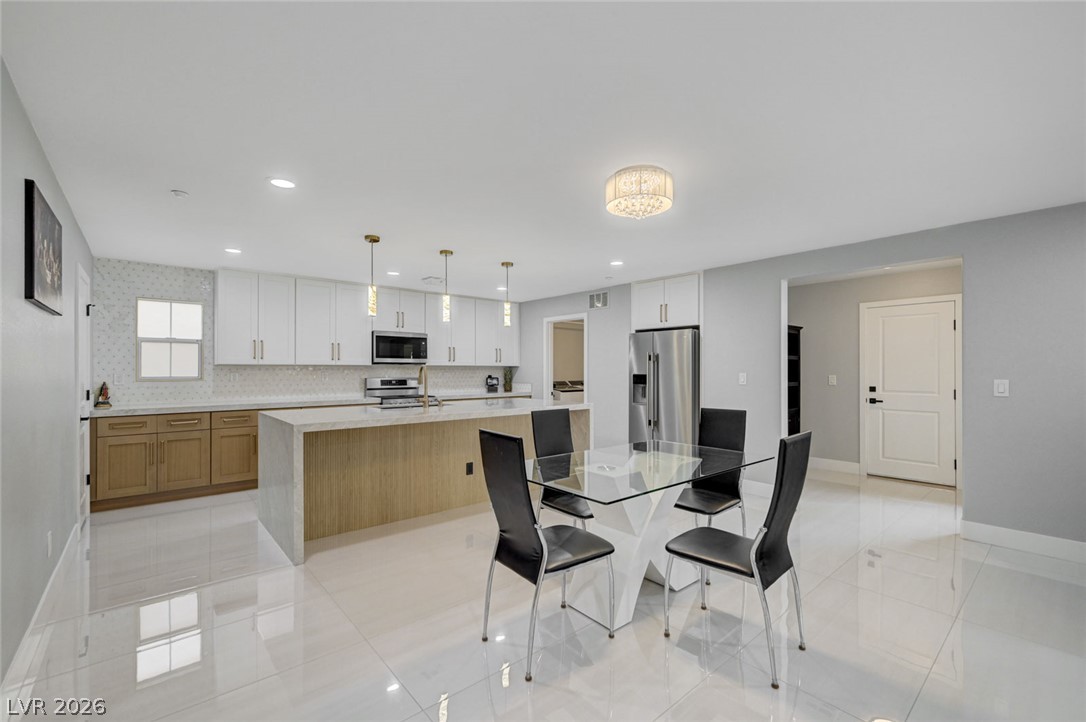 3212 Jevonda Avenue