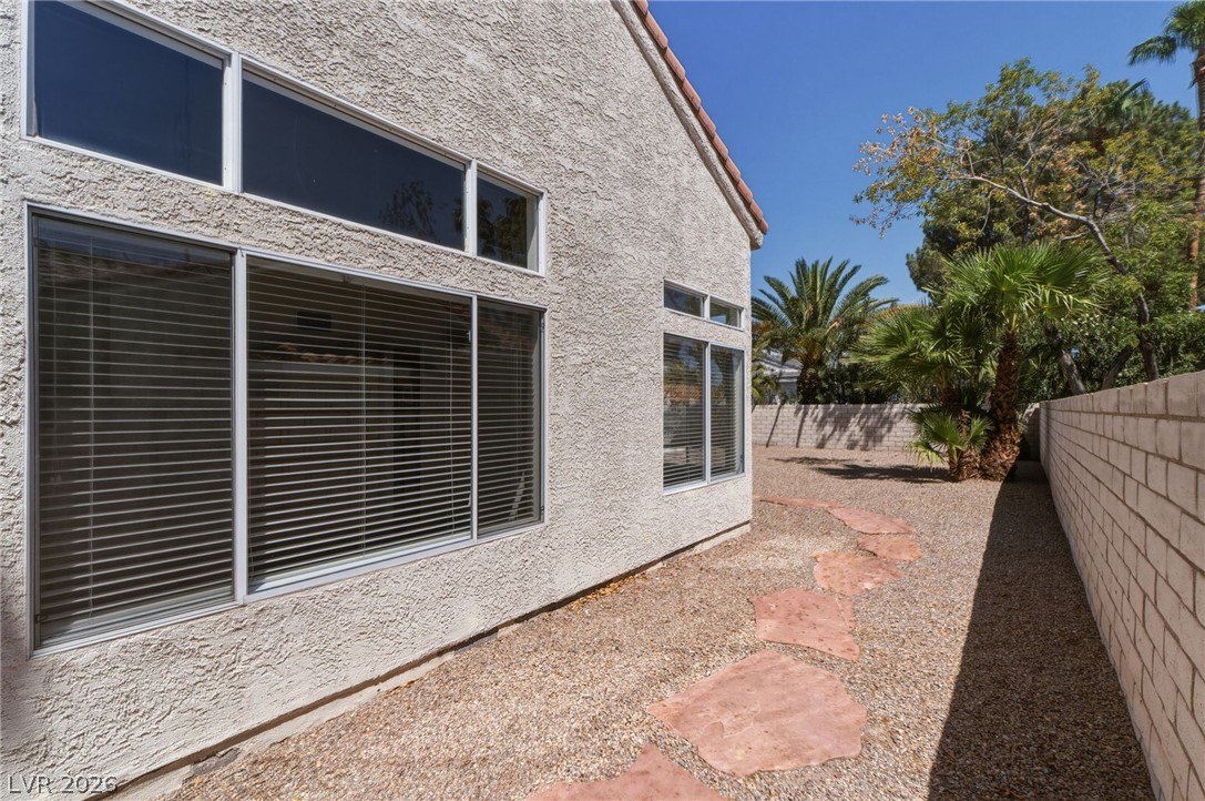 1924 Spode Avenue