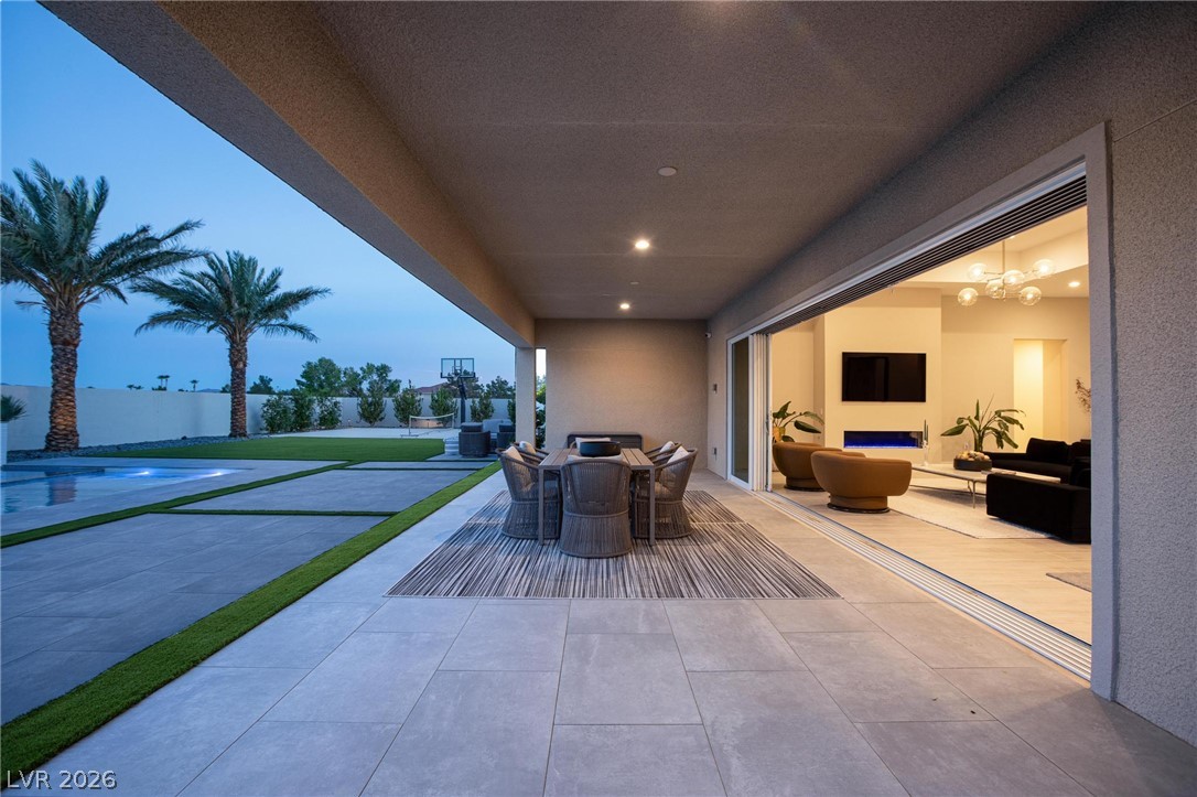 8860 Sweet Magnolia Court