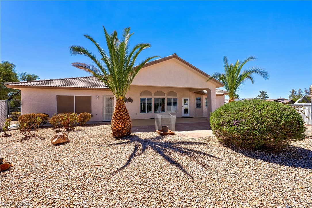 2201 Valentine Avenue