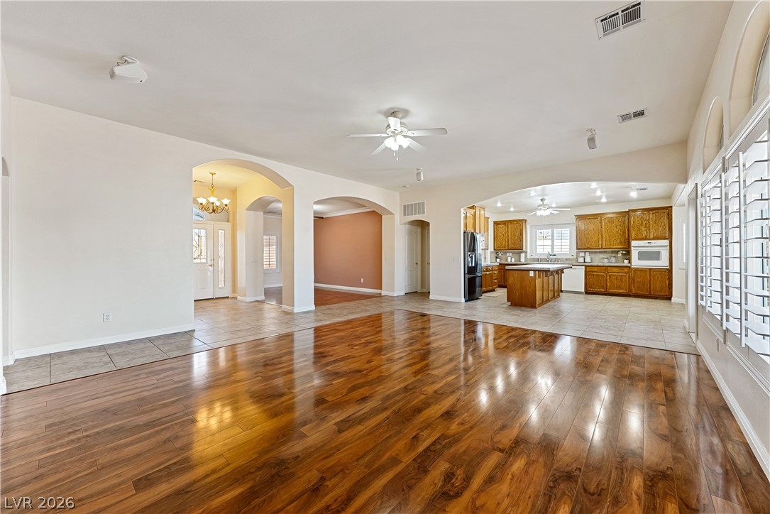 2201 Valentine Avenue